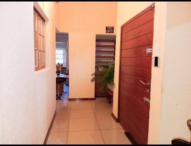 3 BEDROOM HOUSE FOR SALE IN VANDERBIJLPARK SE 3